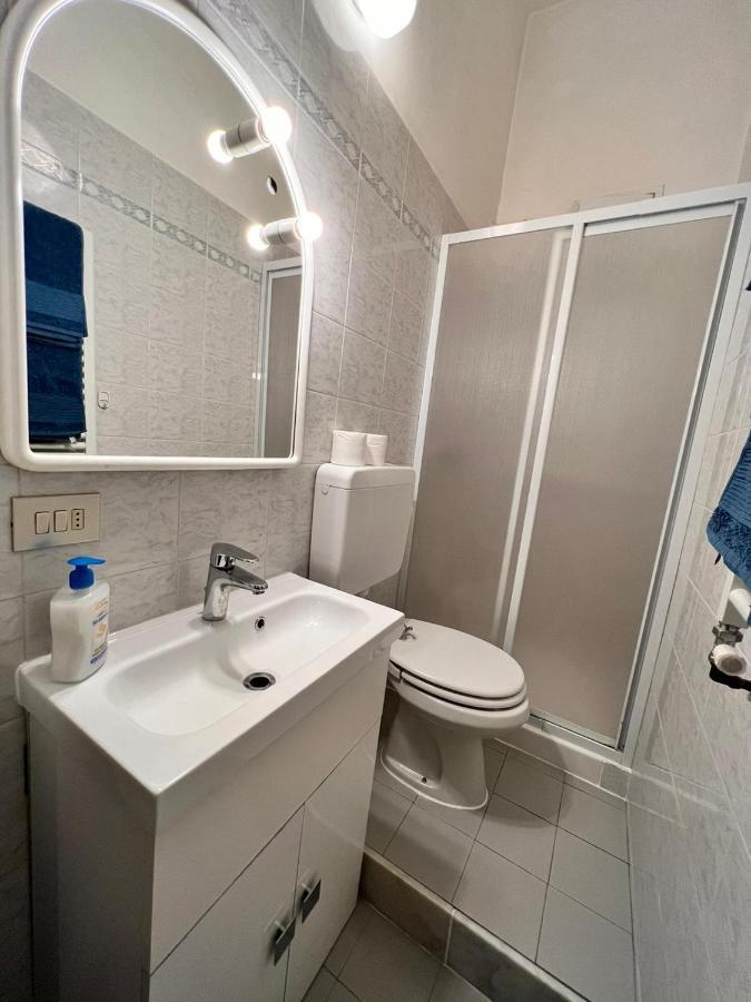 Savona Casa Vacanze Vicino Mare 3 Minuti Wifi Kültér fotó