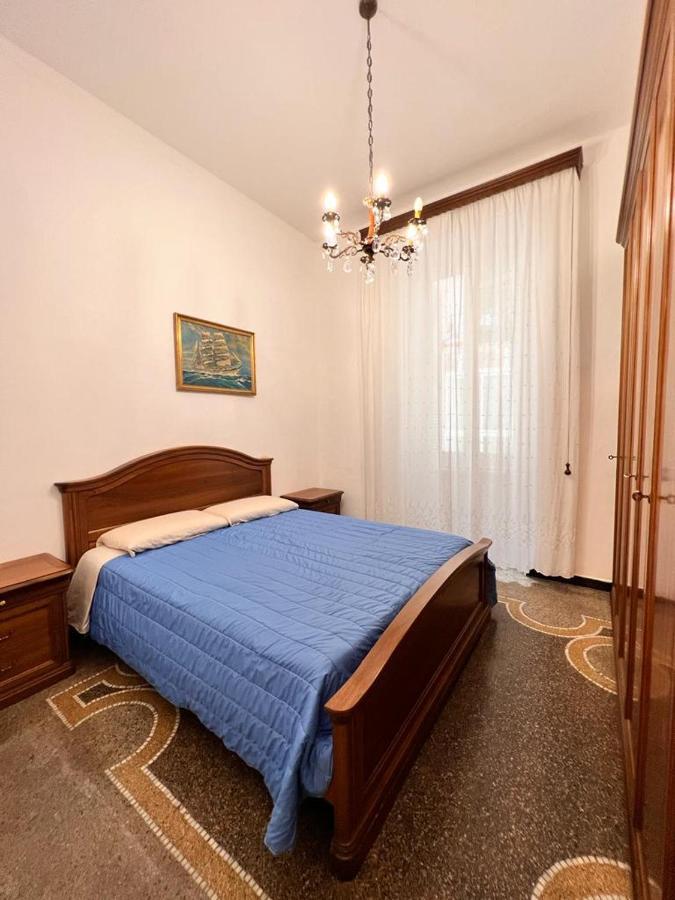 Savona Casa Vacanze Vicino Mare 3 Minuti Wifi Kültér fotó