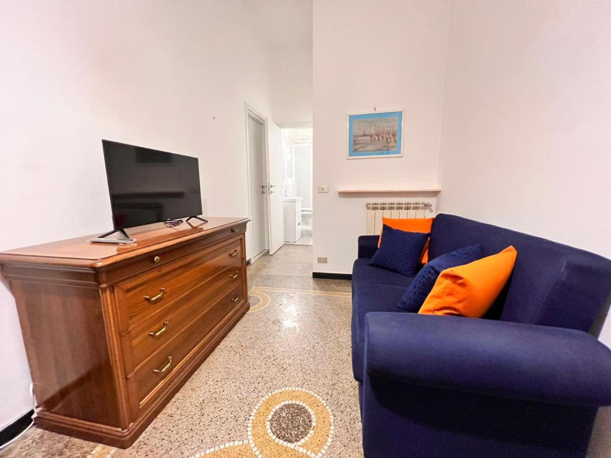 Savona Casa Vacanze Vicino Mare 3 Minuti Wifi Kültér fotó