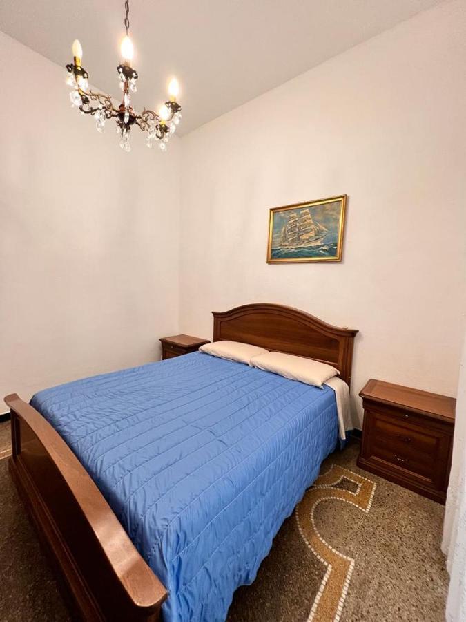 Savona Casa Vacanze Vicino Mare 3 Minuti Wifi Kültér fotó